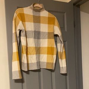 Tahari Checkered Yellow, Cream, and Grey sweater top turtleneck size Medium